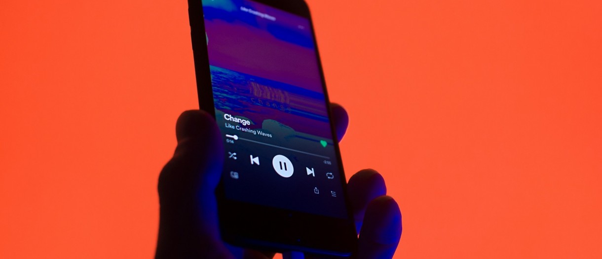 Слушайте, пока не заблокировали: в Spotify появилась кнопка, которая спасет ваш медленный интернет