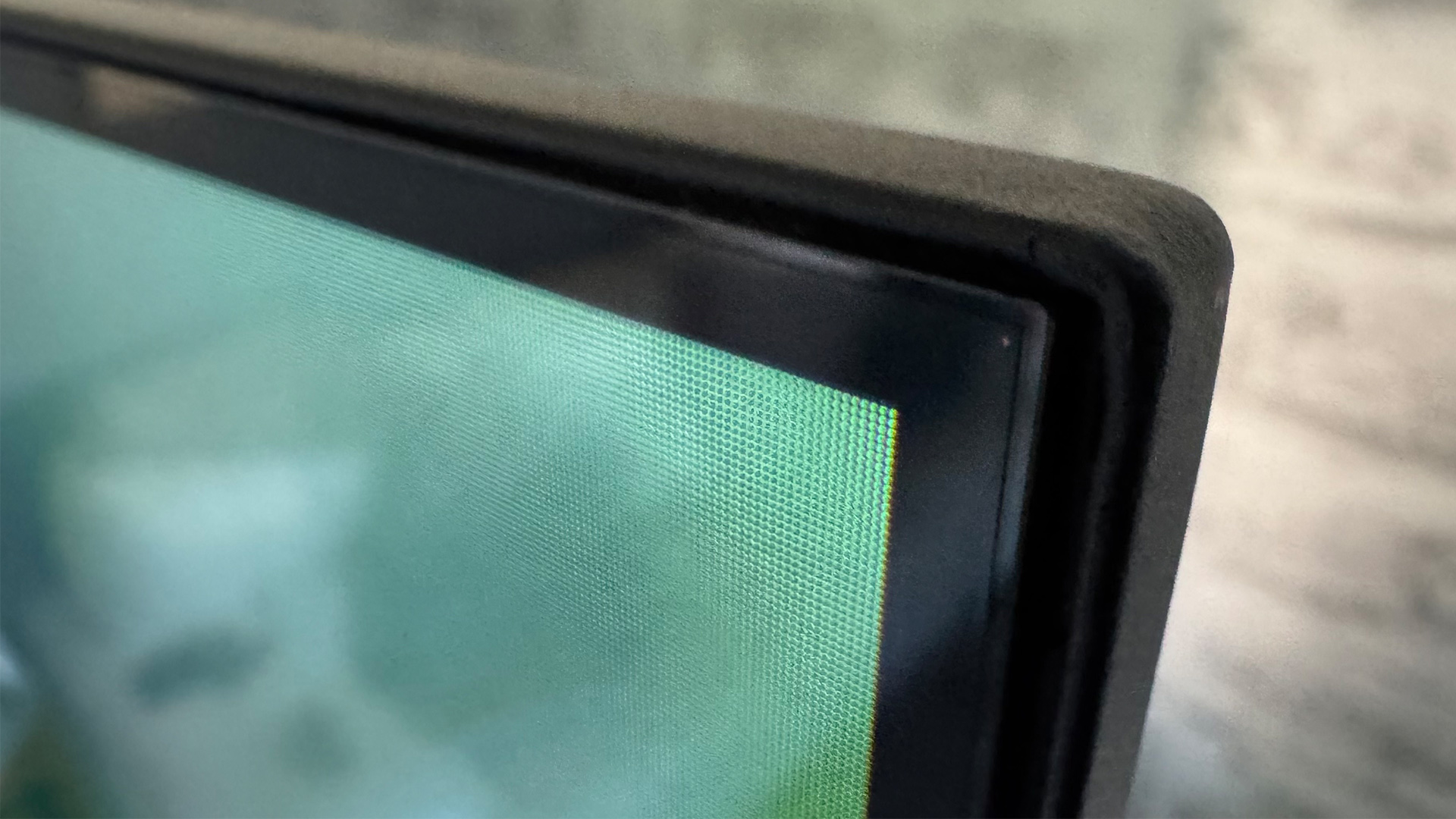 Обзор Samsung U8000F (UE65U8000F) и как найти его в России картинка Телевизор Samsung U8000F: бюджетный хит | DGL.RU