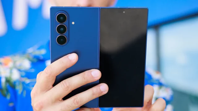 Galaxy Z Fold 7 с Expert RAW Galaxy Z Fold 7 с Expert RAW