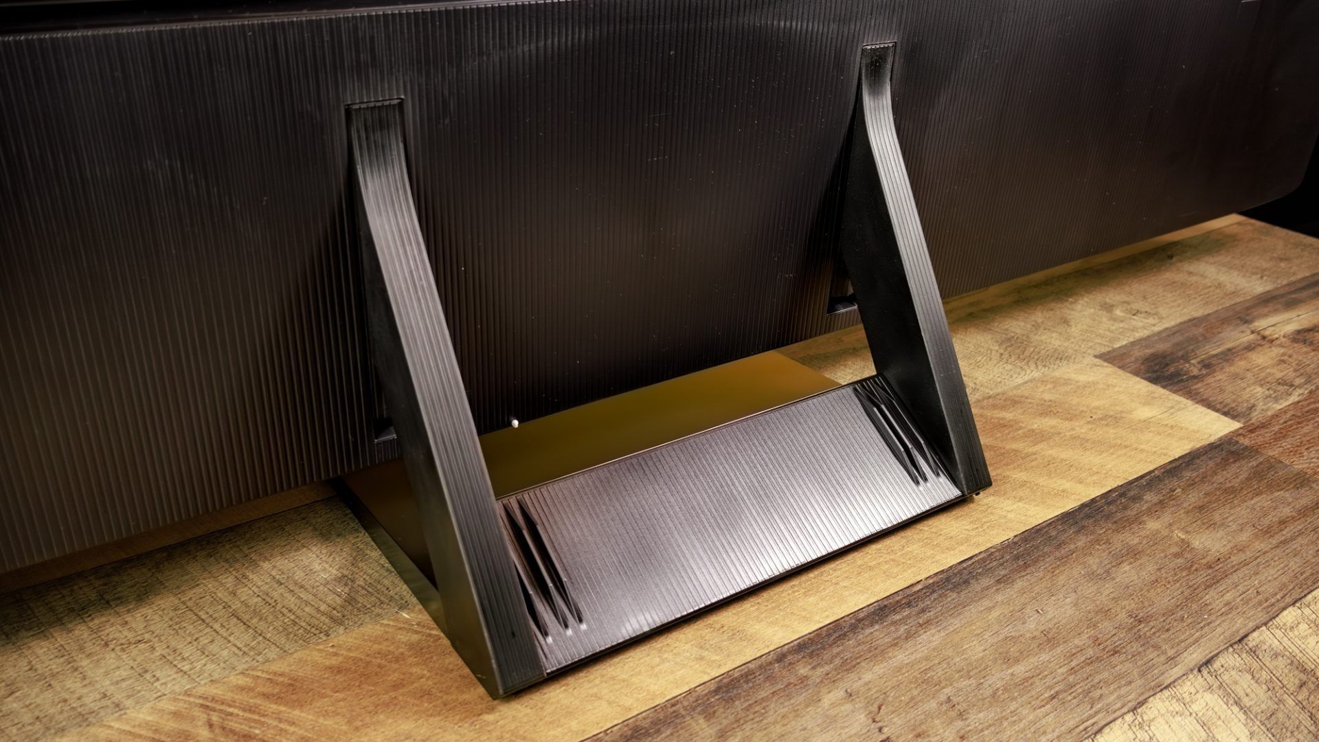 ТВ Samsung QN70F Neo QLED: ИИ не спасает | DGL.RU