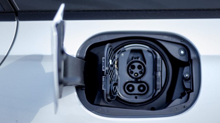 Универсал Mercedes-AMG E53 Hybrid Wagon: тест | DGL.RU