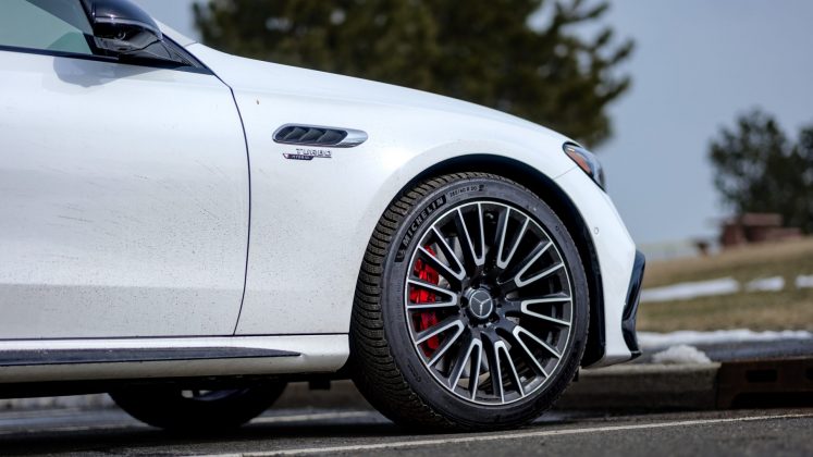 Универсал Mercedes-AMG E53 Hybrid Wagon: тест | DGL.RU