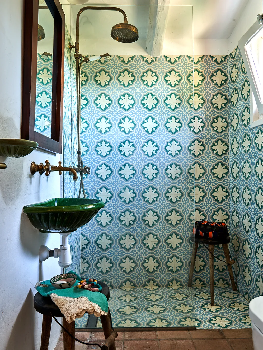 53 дизайнерские идеи для типичной российской ванной, где негде развернуться фото