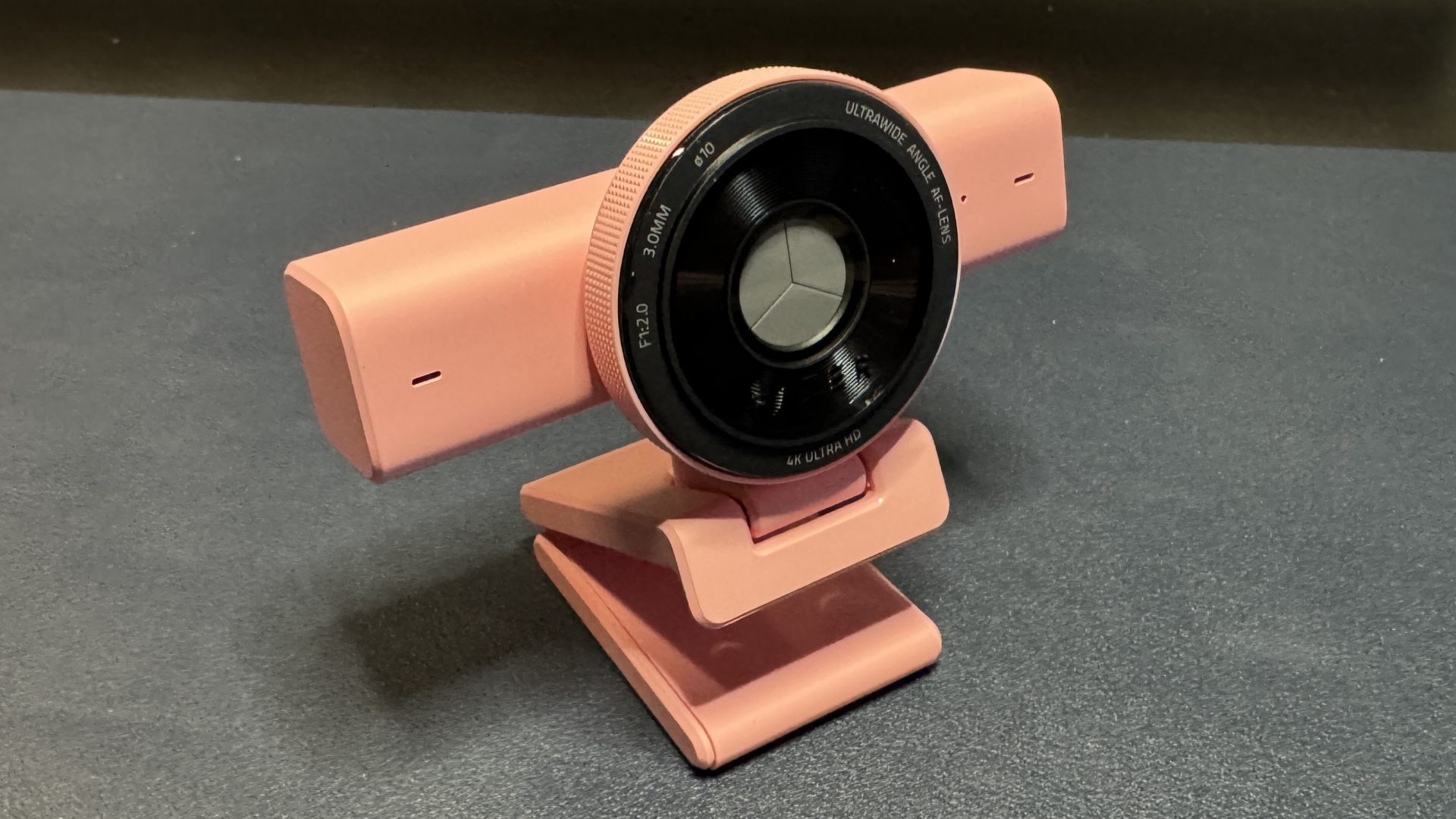 Обзор Razer Kiyo V2: капризная штучка с USB-C картинка Веб-камера Razer Kiyo V2: доступный 4K | DGL.RU