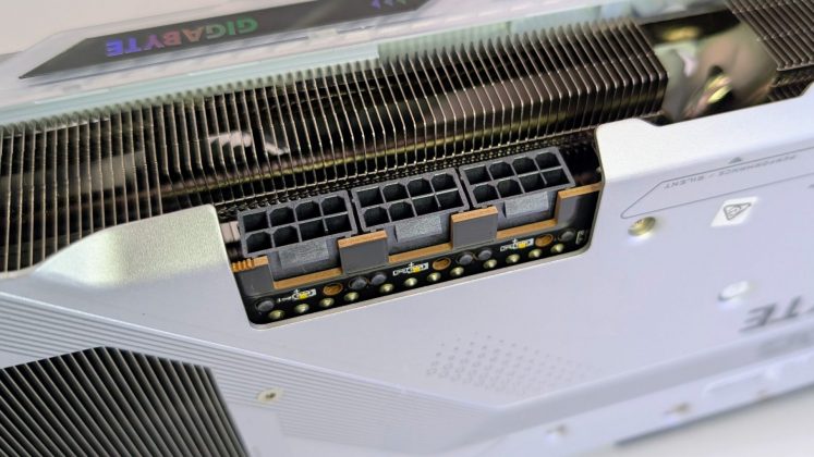 Видеокарта Gigabyte RX 9070 XT Gaming OC Ice | DGL.RU