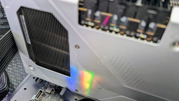 Видеокарта Gigabyte RX 9070 XT Gaming OC Ice | DGL.RU