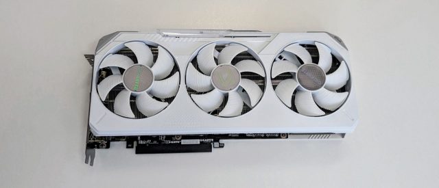Видеокарта Gigabyte RX 9070 XT Gaming OC Ice | DGL.RU