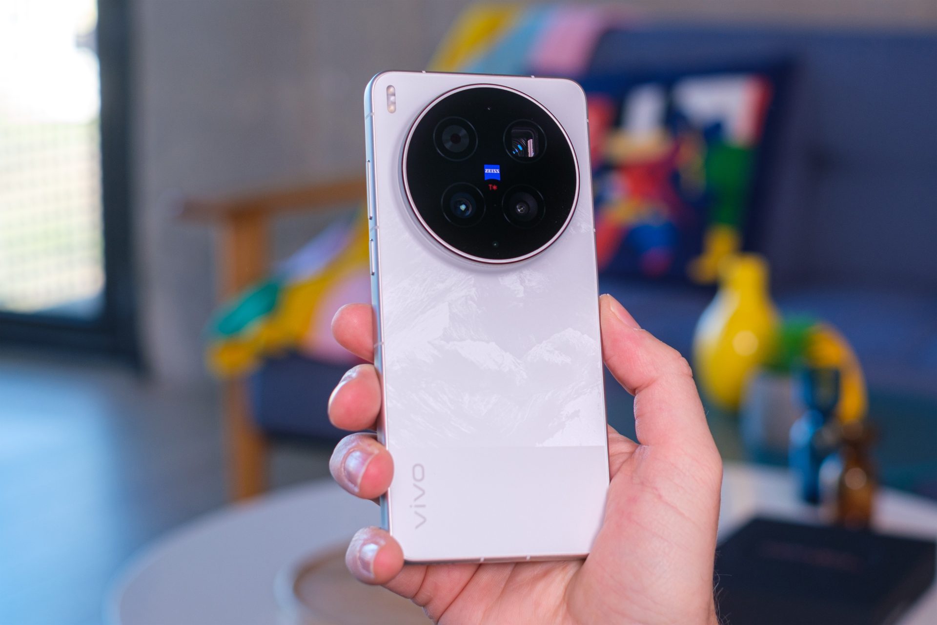 Фотофлагман vivo X300 Ultra: камера на 200 Мп | DGL.RU