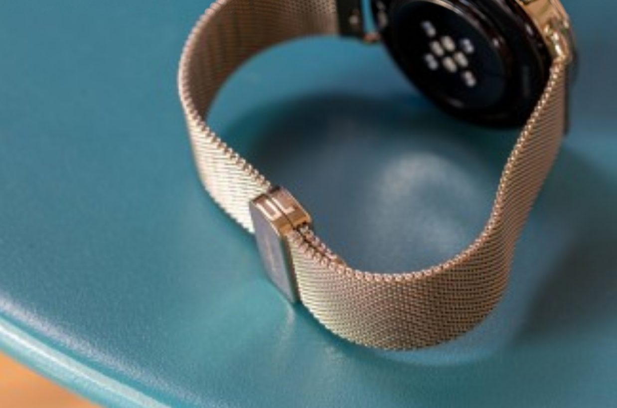 Стиль вопреки: Как Xiaomi Watch S4 41 мм стали самыми желанными «иностранцами» в РФ