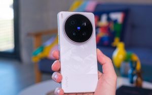 Стоимость vivo X300 Ultra официально подтвердила: эра «дешевого Китая» мертва