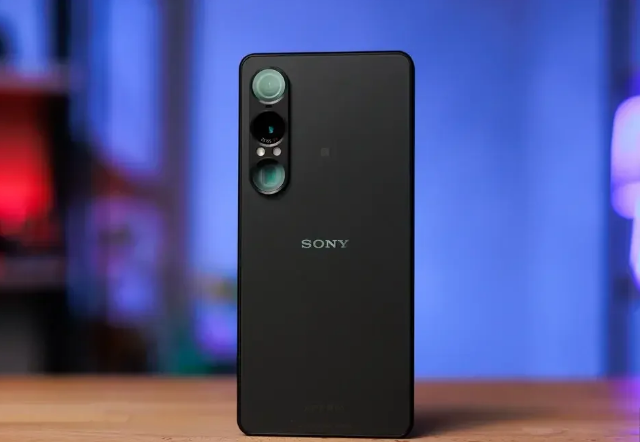 Sony Xperia 1 VIII: «масштабный редизайн» оказался пустышкой — в России такого не поймут