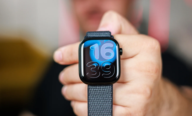 Touch ID отменяется: Apple придумала, как заставить вас забыть о кнопках на запястье картинка Возможно, Apple сосредоточится на том, что действительно важно для Apple Watch Series 12