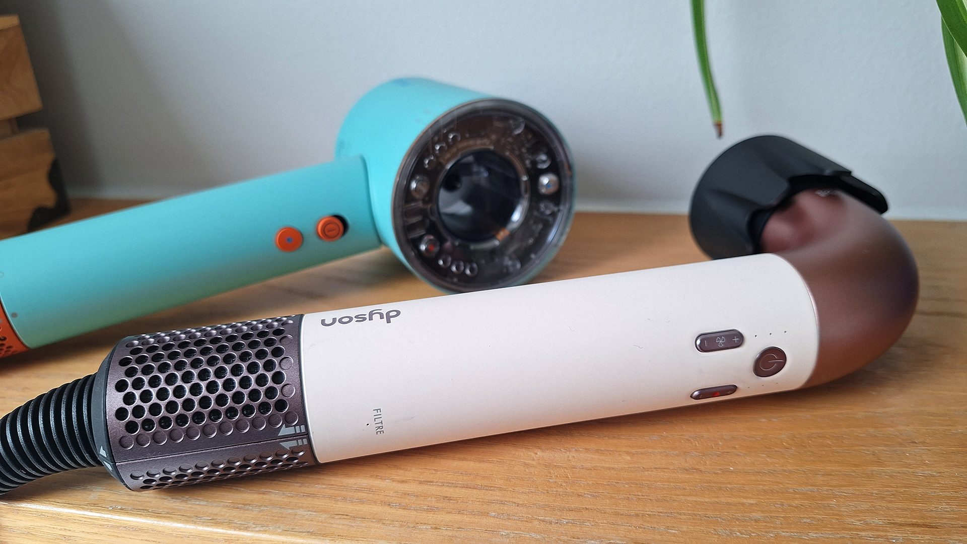 Фен Dyson и T3 возглавили рейтинг лучших в 2026 | DGL.RU