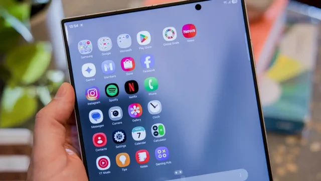 Galaxy Z Fold 8 Wide: Samsung «забыла» добавить то, ради чего все ждали новинку