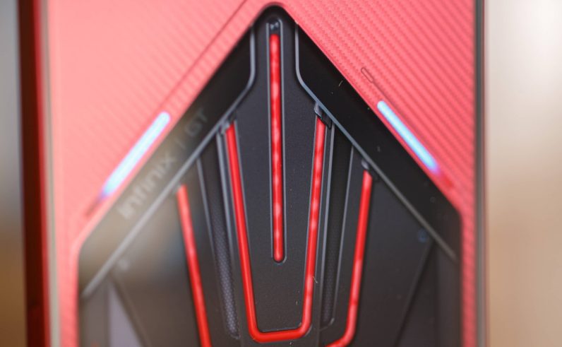 Распаковка Infinix GT 50 Pro: когда дизайн стоит дороже, чем вся начинка