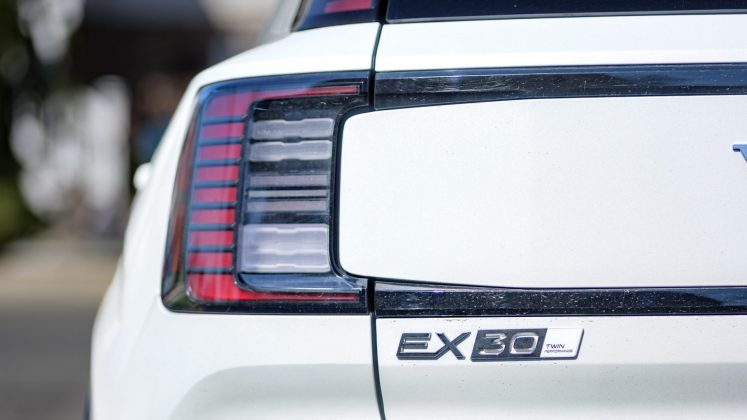 Электромобиль Volvo EX30 ultra удивил драйвом | DGL.RU