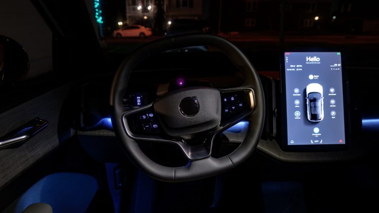 Электромобиль Volvo EX30 ultra удивил драйвом | DGL.RU