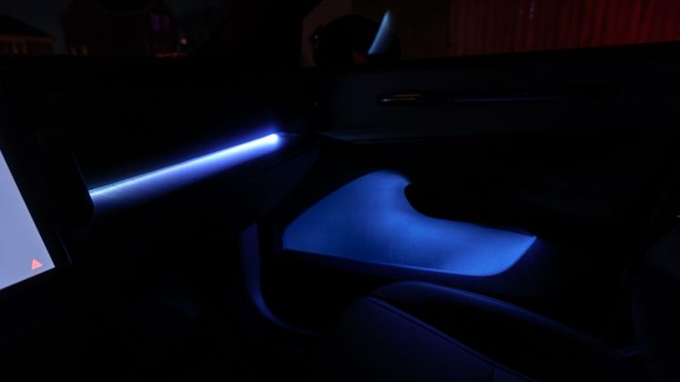 Электромобиль Volvo EX30 ultra удивил драйвом | DGL.RU