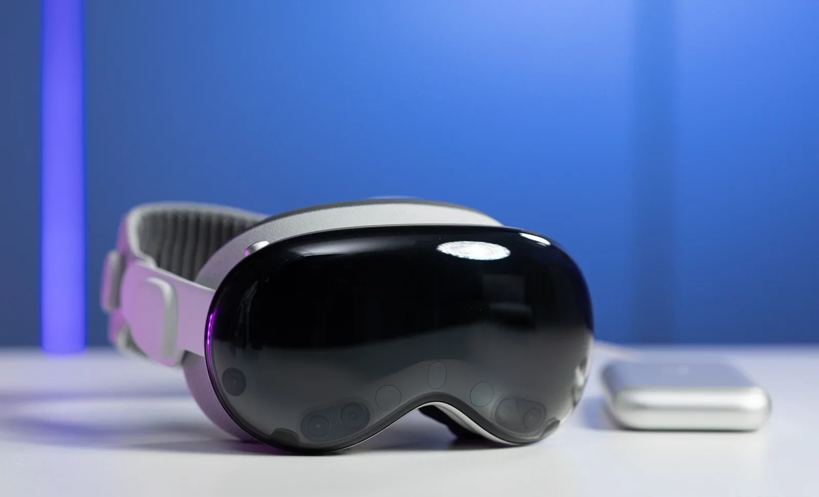 Стоит ли брать Apple Vision Pro: все за и против | DGL.RU