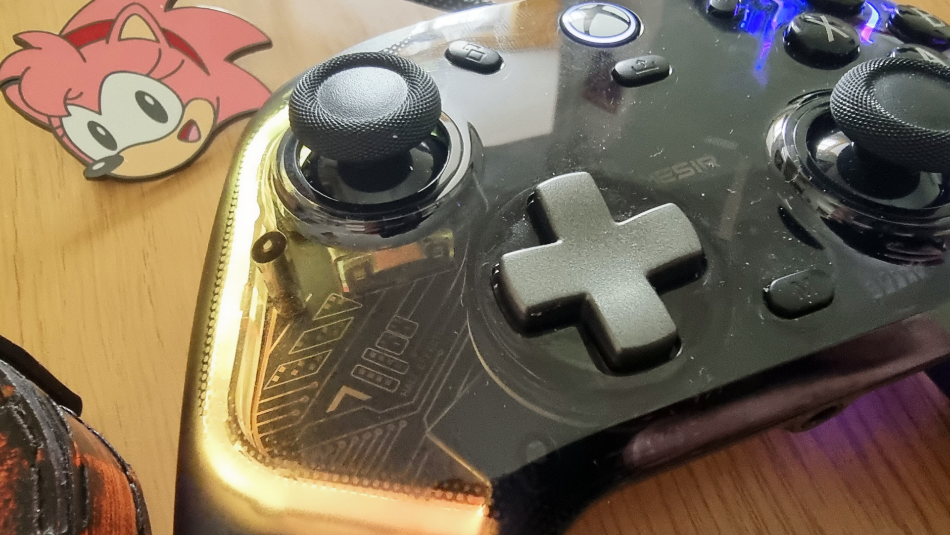 Лучшие контроллеры Xbox в 2026 году: геймпады от 8BitDo, GameSir, Asus и других производителей картинка Контроллеры Xbox GameSir и Asus: топ геймпадов | DGL.RU
