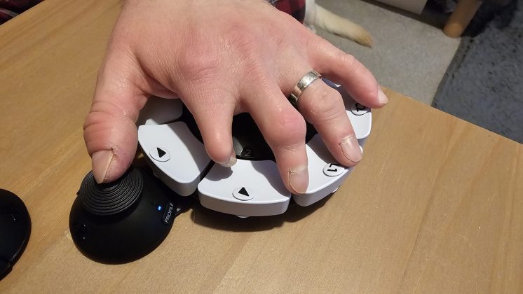 Лучшие контроллеры для PS5 в 2026 году | DGL.RU