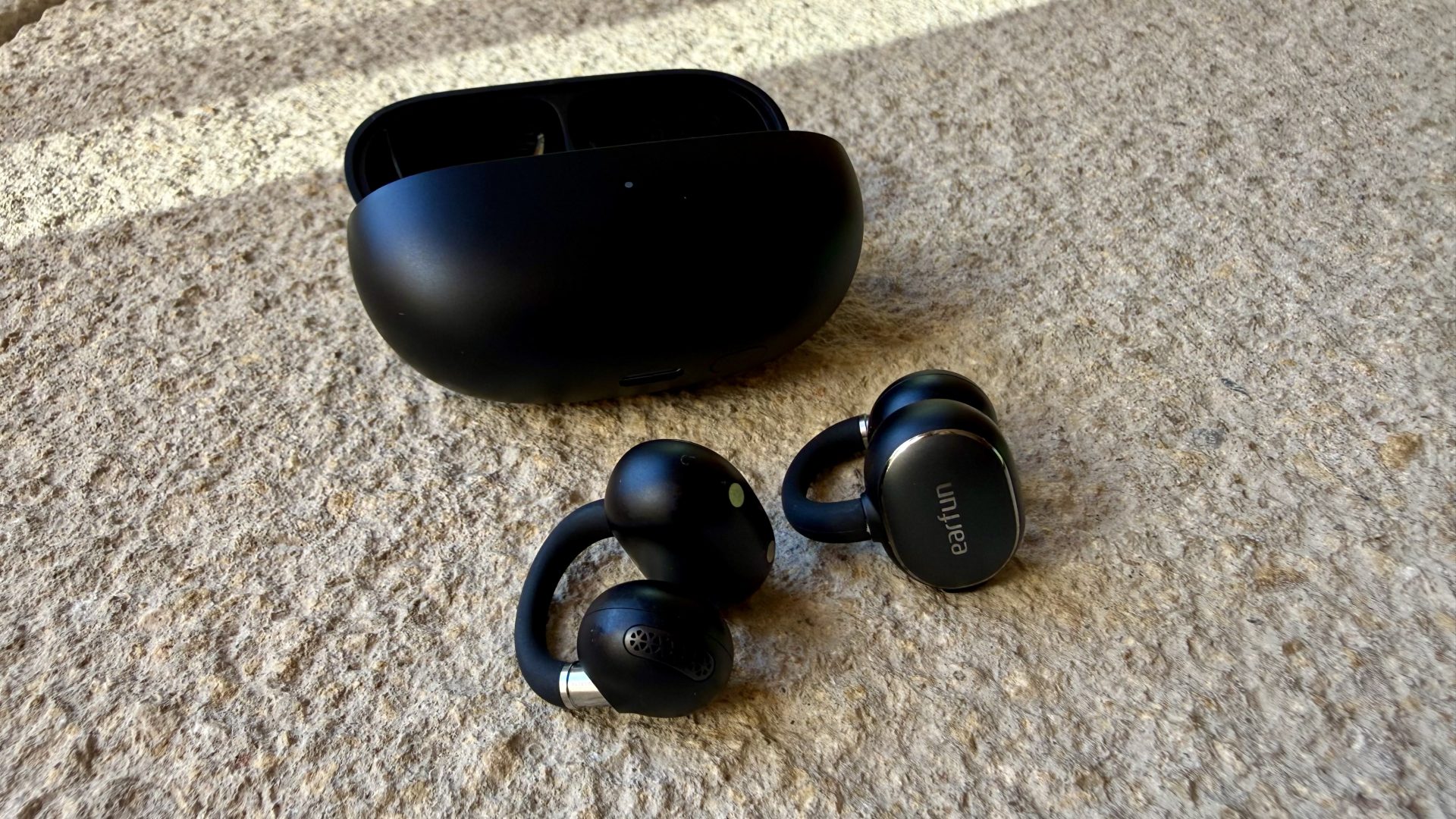 Наушники Earfun Clip 2 удивили ценой и ИИ | DGL.RU