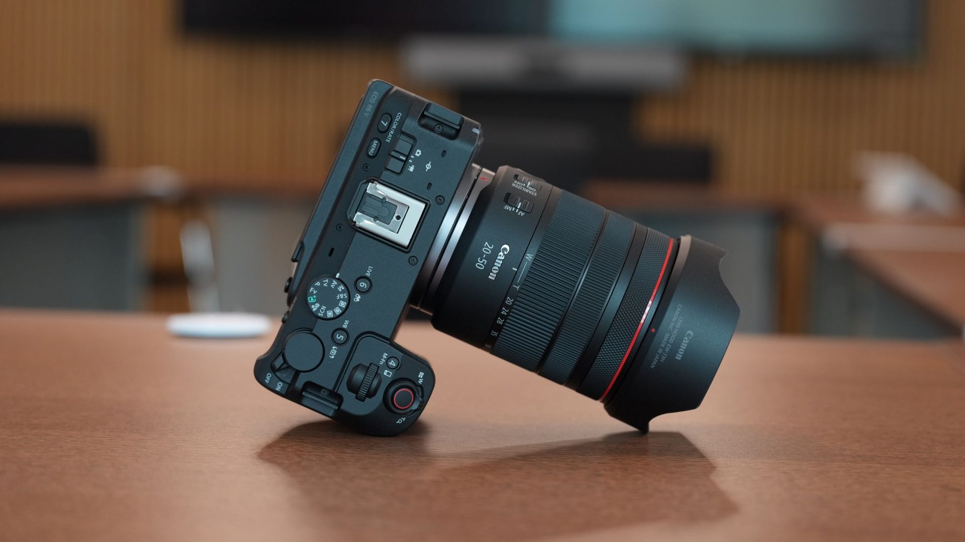 Обзор Canon RF 20-50mm f/4L IS USM PZ: Canon переосмыслила стандартный зум