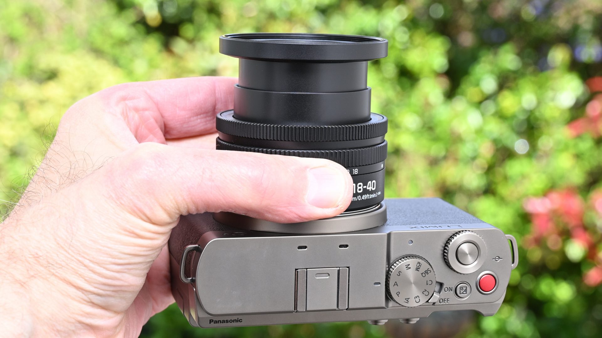 Объектив Panasonic Lumix S 18-40mm: компакт | DGL.RU
