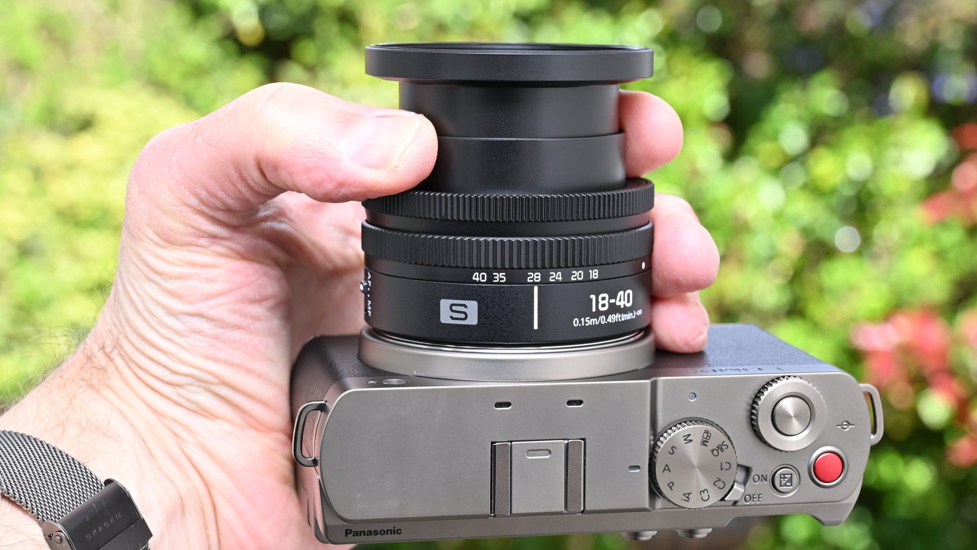 Объектив Panasonic Lumix S 18-40mm: компакт | DGL.RU