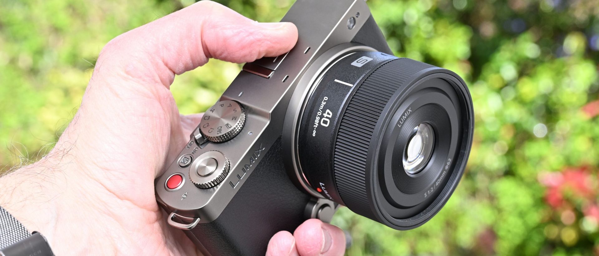Обзор Panasonic Lumix S 40mm f/2: стандартный полнокадровый объектив
