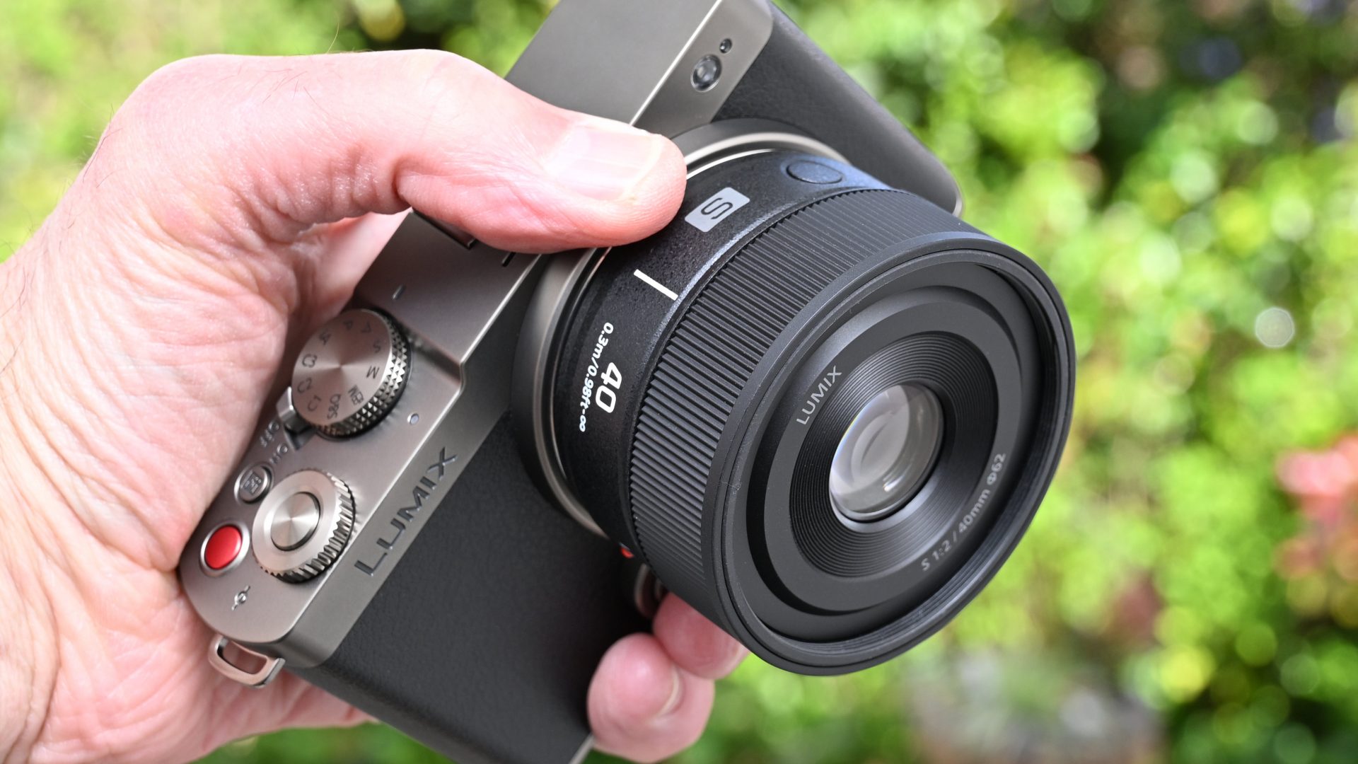 Объектив Panasonic Lumix S 40mm f/2: лёгкий хит | DGL.RU