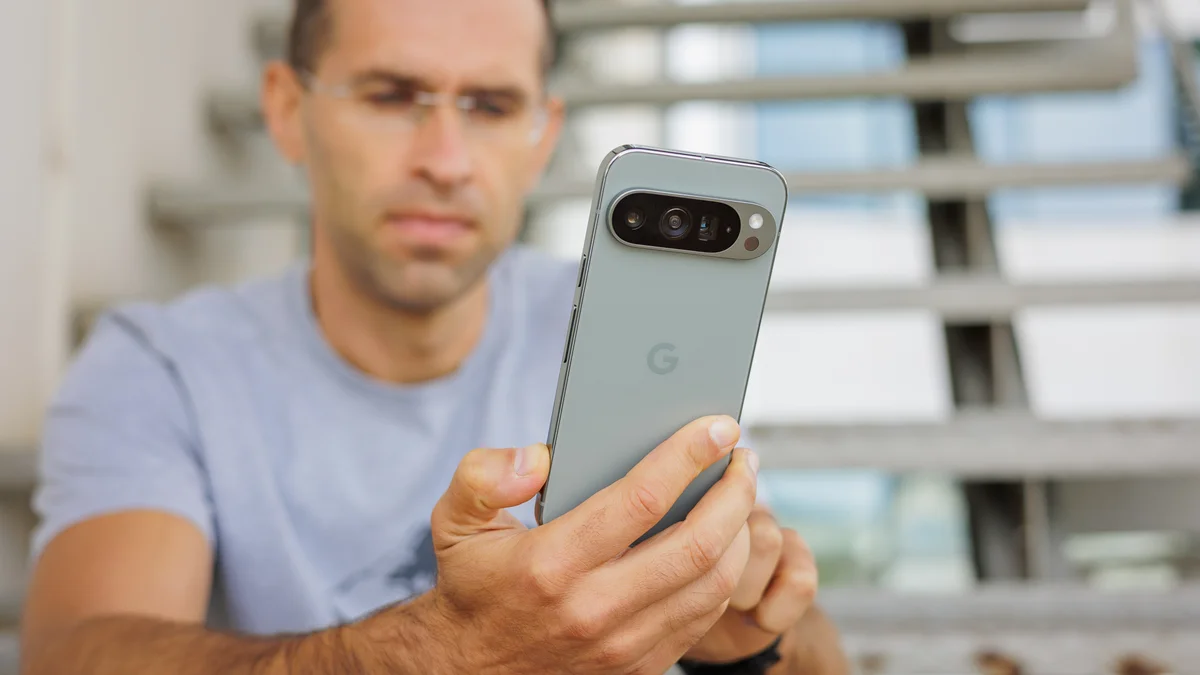 Pixel 11 лишился главного козыря против iPhone: почему мы зря ждали новый Face ID