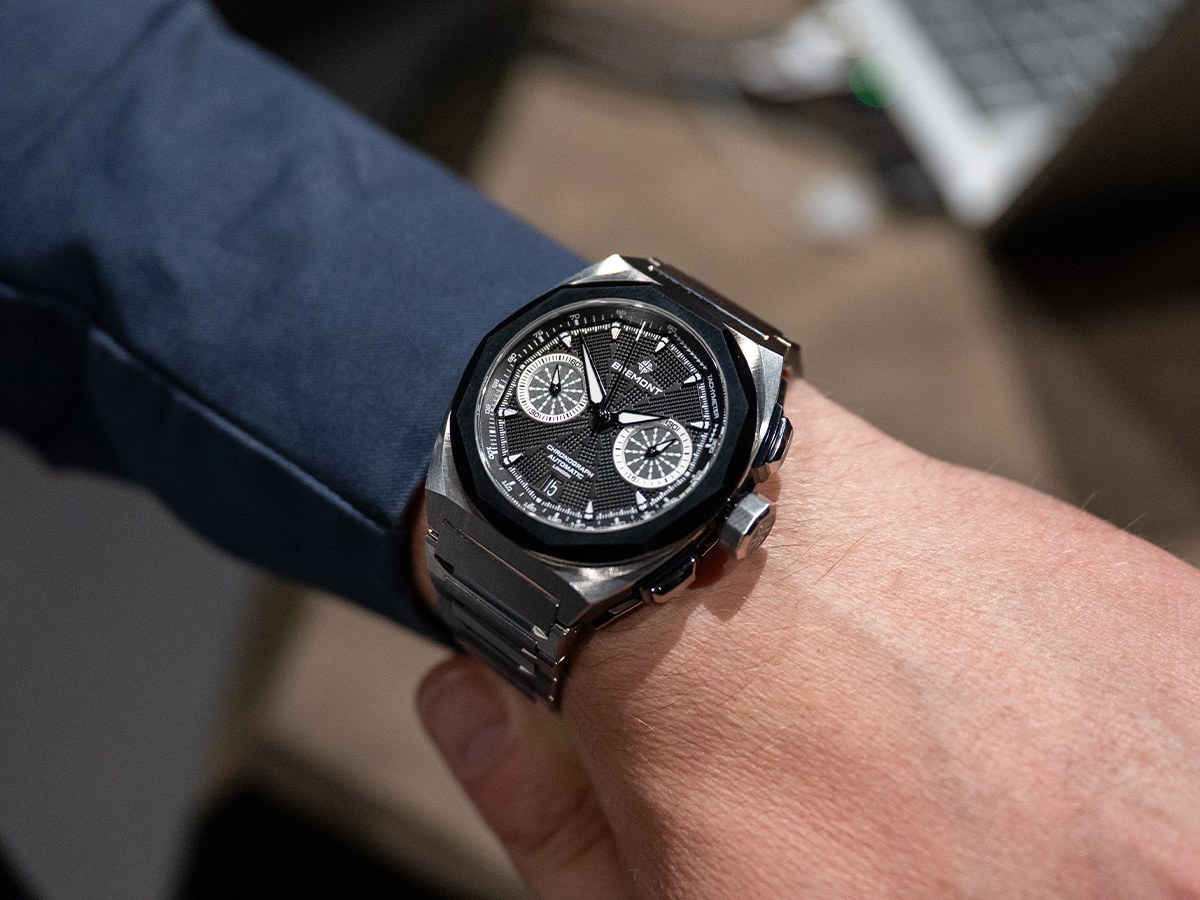 Пять главных часовых трендов с выставки Watches & Wonders 2026: космос, скелетоны и отказ от золота картинка Тренды Watches & Wonders 2026: время механики | DGL.RU
