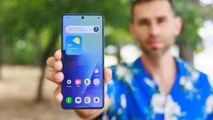 Раскладушка без складок и «широкий» формат: как Samsung готовит революцию складных смартфонов