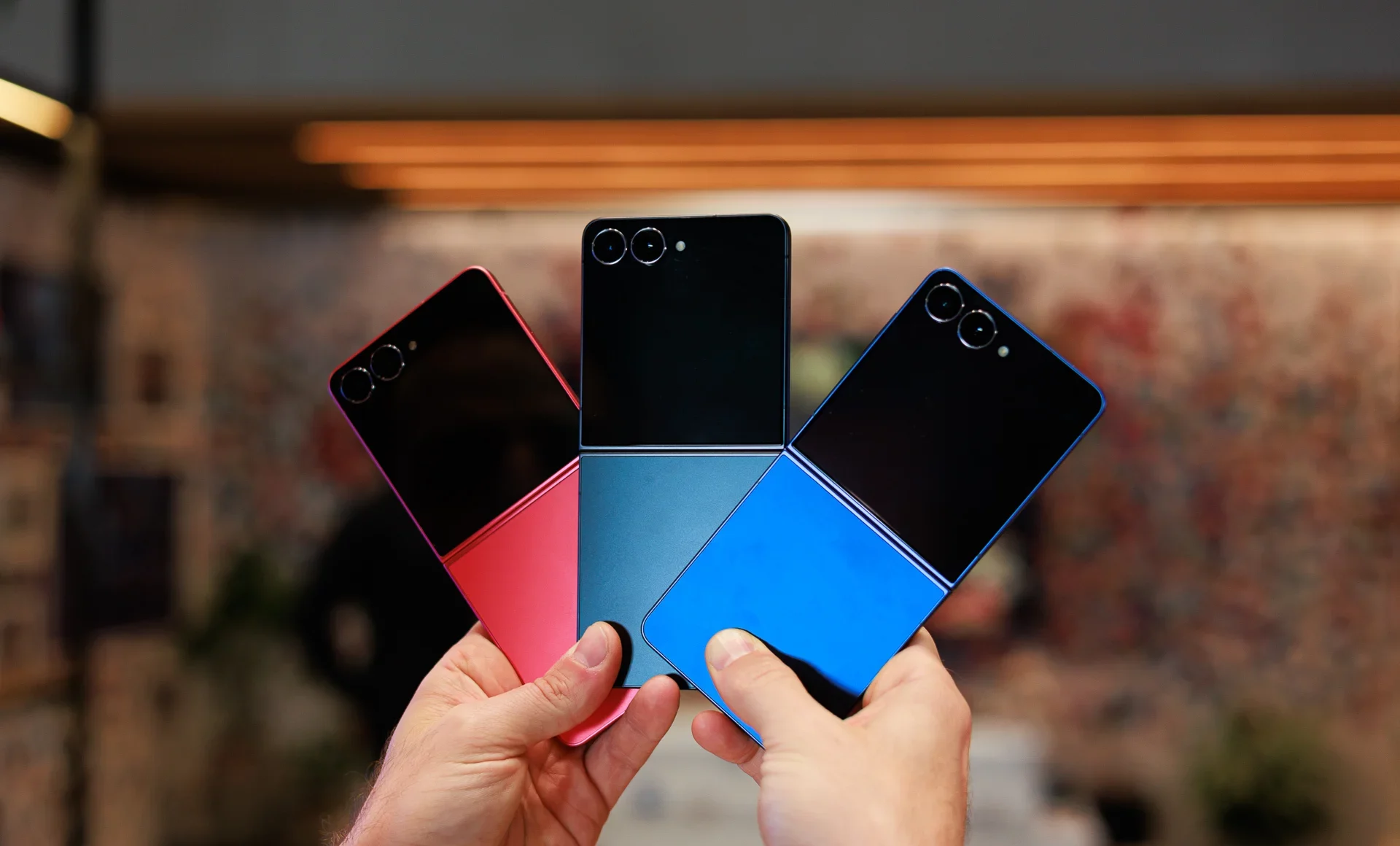 Стоит ли брать Смартфон Samsung Galaxy Z Fold? | DGL.RU