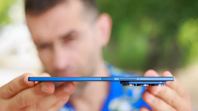 Samsung Galaxy Z Fold 8 получил лишь одно важное улучшение (2) Samsung Galaxy Z Fold 8: стоит ли покупать? | DGL.RU