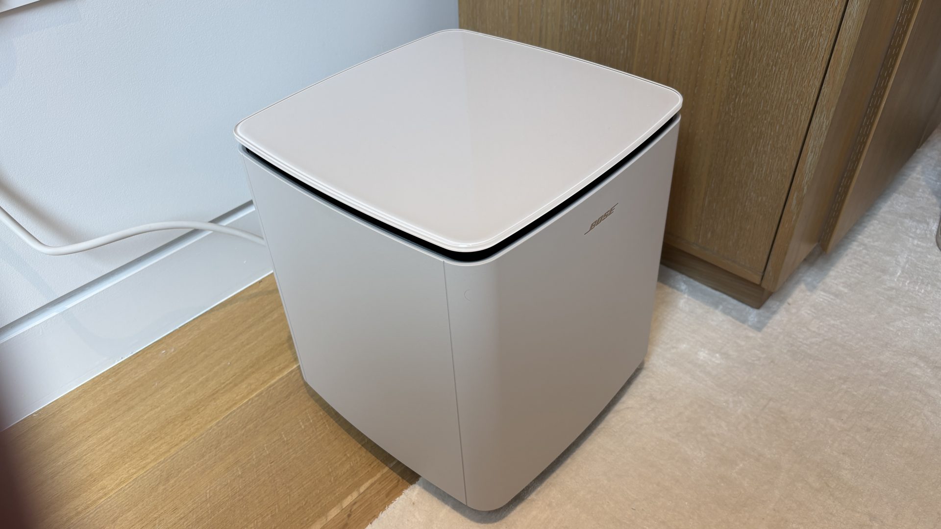 Обзор Bose Lifestyle Ultra - стоит ли напрягаться Sonos? картинка Саундбар Bose Lifestyle Ultra удивил Atmos-звуком | DGL.RU