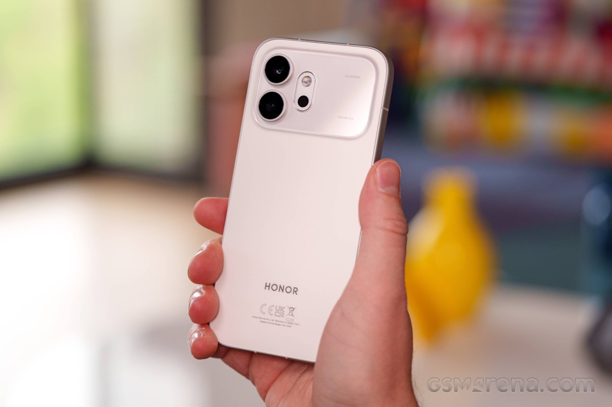 Обзор Honor 600 - снова пытается стать «почти флагманом» картинка Смартфон Honor 600 получил OLED-экран | DGL.RU