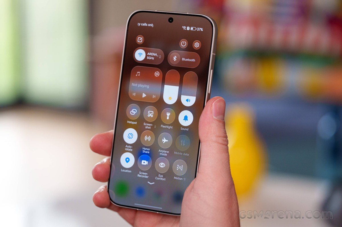 Обзор Honor 600 - снова пытается стать «почти флагманом» картинка Смартфон Honor 600 получил OLED-экран | DGL.RU