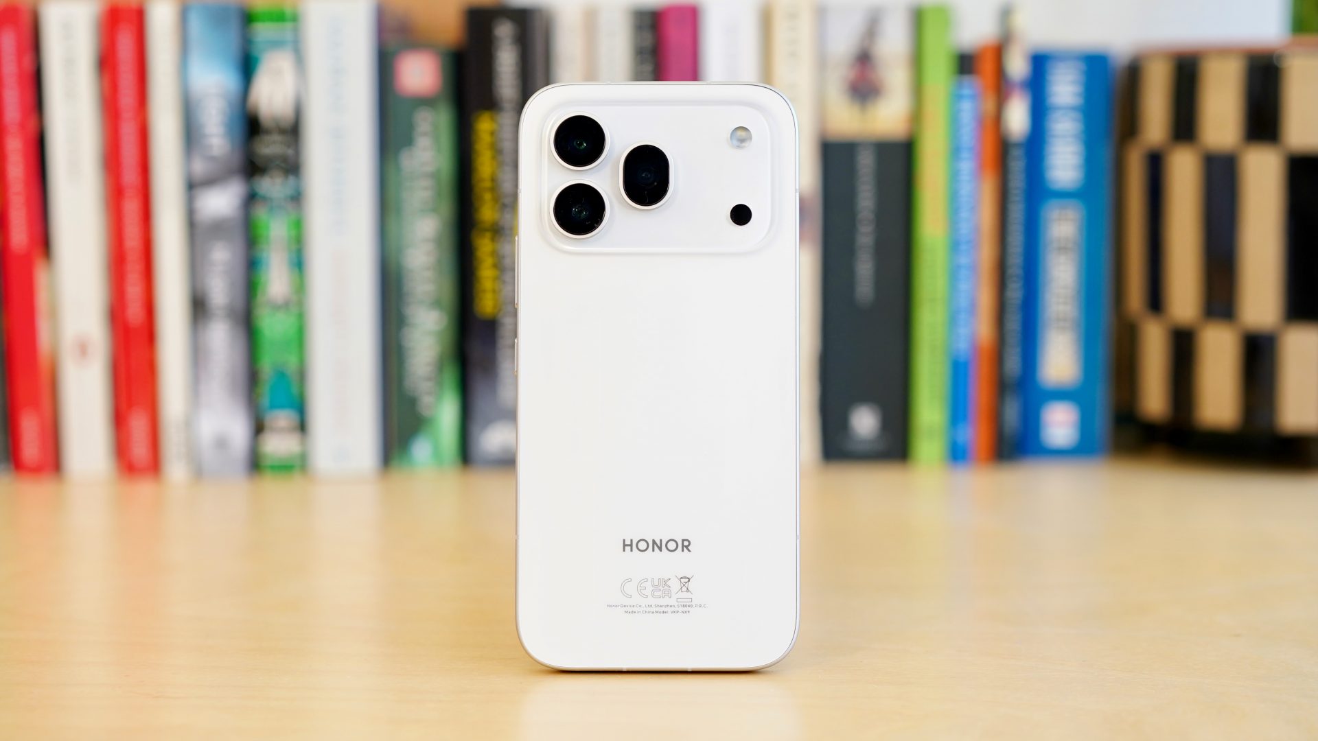 Смартфон Honor 600 Pro копирует iPhone | DGL.RU