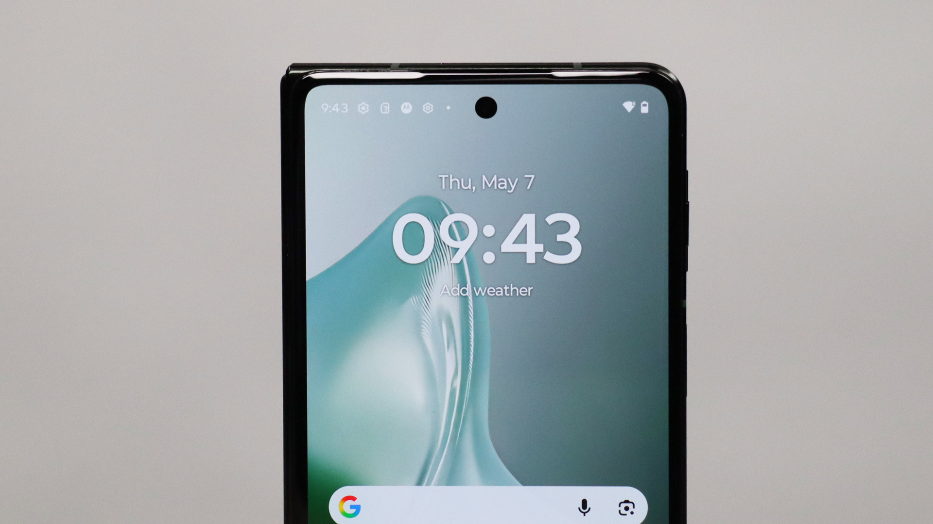 Смартфон Motorola Razr Fold: всё об экране | DGL.RU