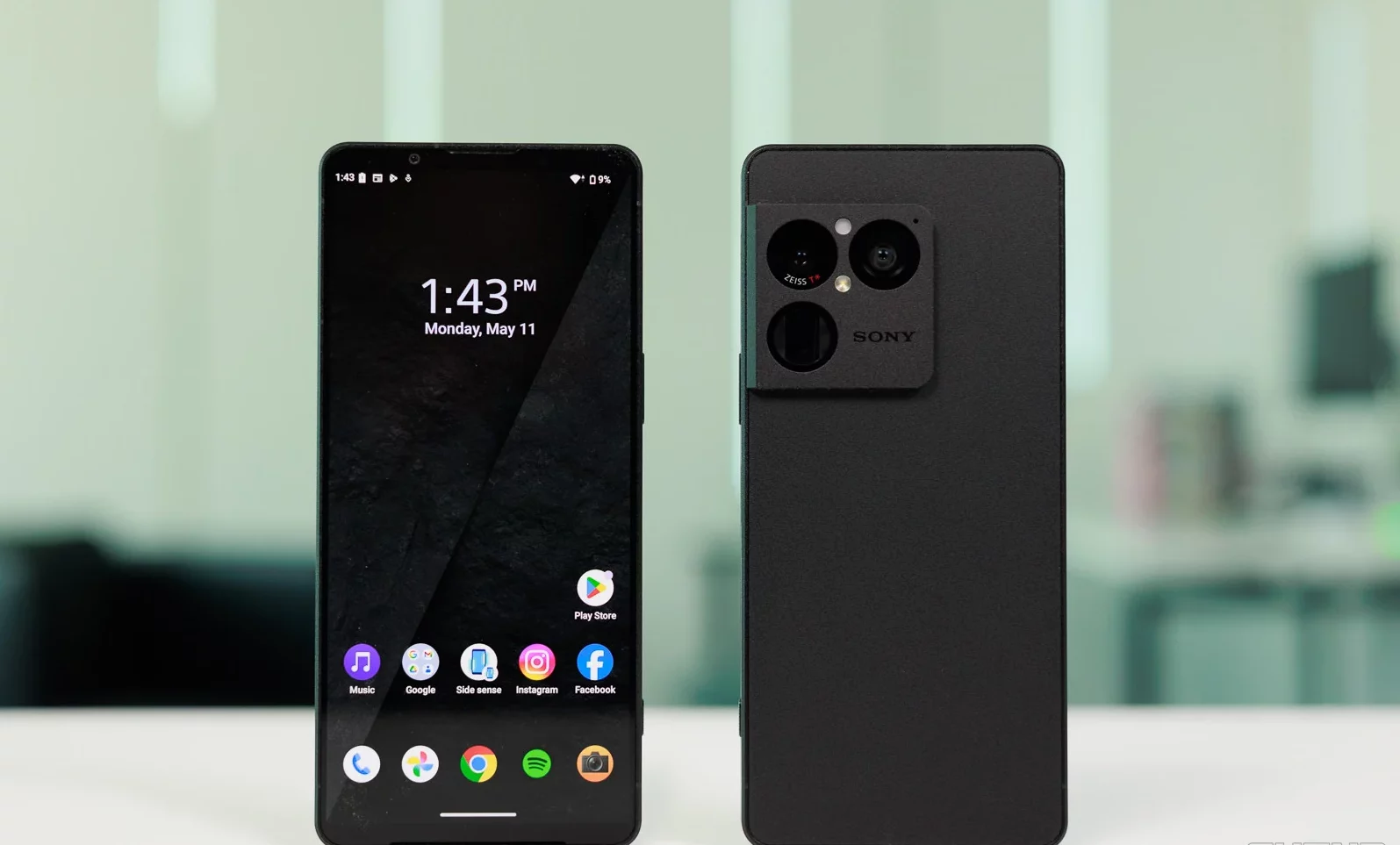 Обзор Sony Xperia 1 VIII: функции, которые упразднили в iPhone и Galaxy картинка Смартфон Sony Xperia 1 VIII удивил фишками | DGL.RU