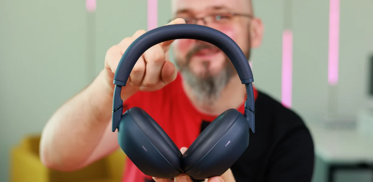 Золотой звук по цене почки: Sony представила юбилейные наушники, которые вы никогда не купите картинка Коллекция 1000X — это премиальный дизайн по высокой цене.