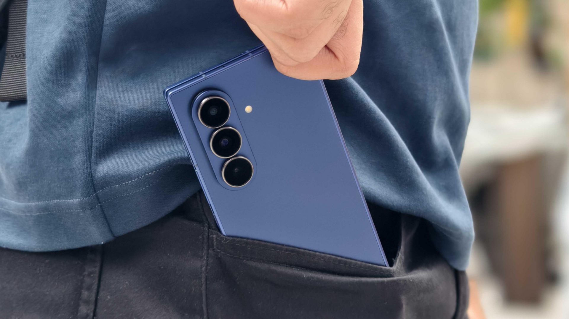 Сравнение Galaxy Z Fold 7, Pixel 10 Pro Fold и Motorola Razr Fold: мой личный фаворит картинка Смартфон Samsung Galaxy Z Fold 7: тест складных | DGL.RU