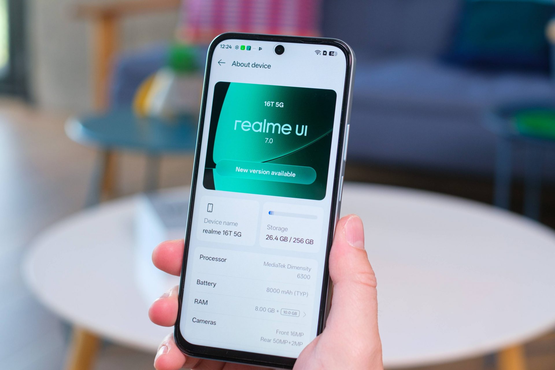Трое суток без розетки: тест автономности нового Realme с батареей на 8000 мАч картинка Смартфон Realme 16T 5G: три дня без розетки | DGL.RU