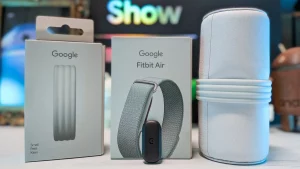Умный браслет без экрана за 7 тысяч рублей: две недели с новым Google Fitbit Air