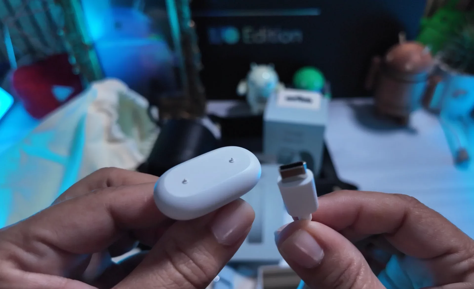 Google Fitbit Air: кому нужен трекер без экрана | DGL.RU