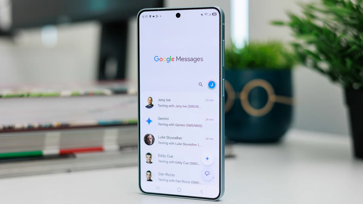 Видеозвонки по RCS на подходе: Google готовится окончательно похоронить SMS