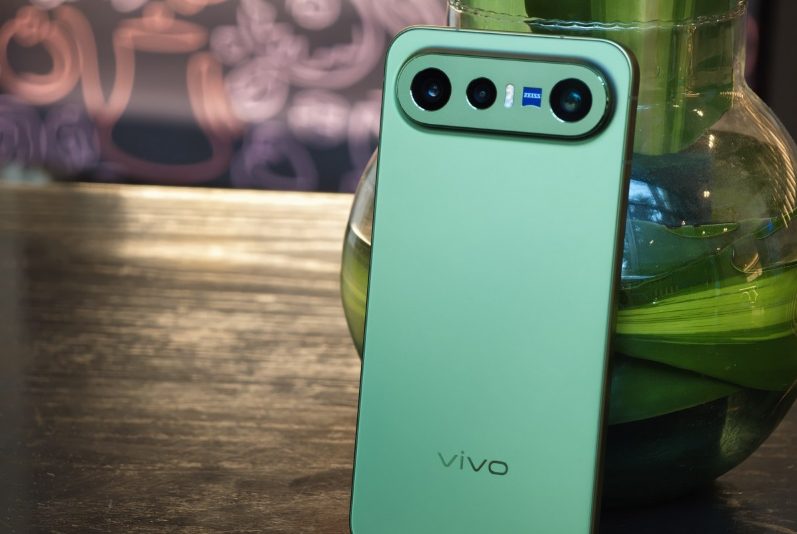 Обзор vivo X300 FE Urban Olive, эксклюзивно для Индии