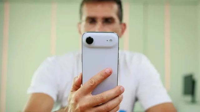 Xiaomi капитулирует: Apple создала iPhone, который невозможно повторить